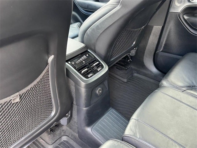 2021 Volvo XC90 Recharge Plug-In Hybrid T8 Inscription 7 Passenger