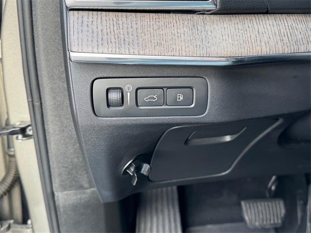 2021 Volvo XC90 Recharge Plug-In Hybrid T8 Inscription 7 Passenger