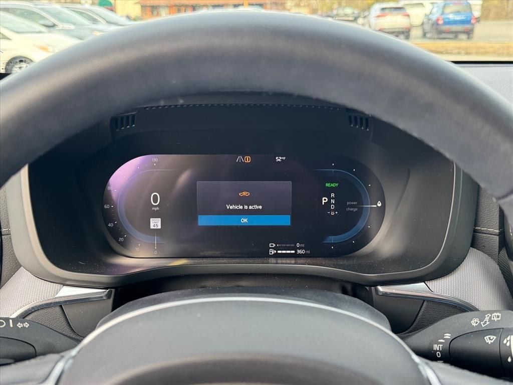 2022 Volvo XC60 Recharge Plug-In Hybrid T8 R-Design