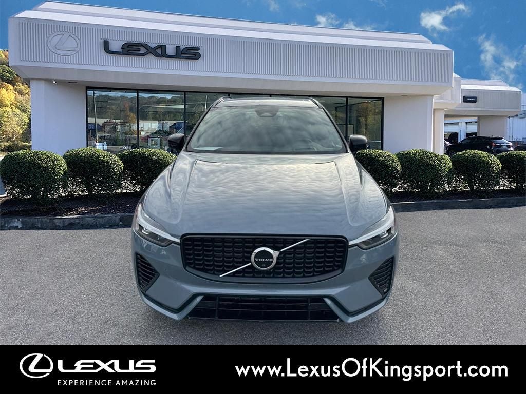 2022 Volvo XC60 Recharge Plug-In Hybrid T8 R-Design